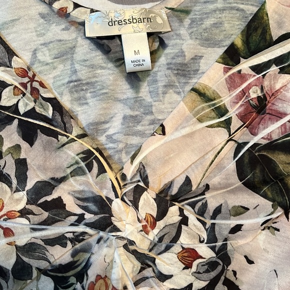 Dressbarn Floral Tank - Size Medium - Picture 3 of 16
